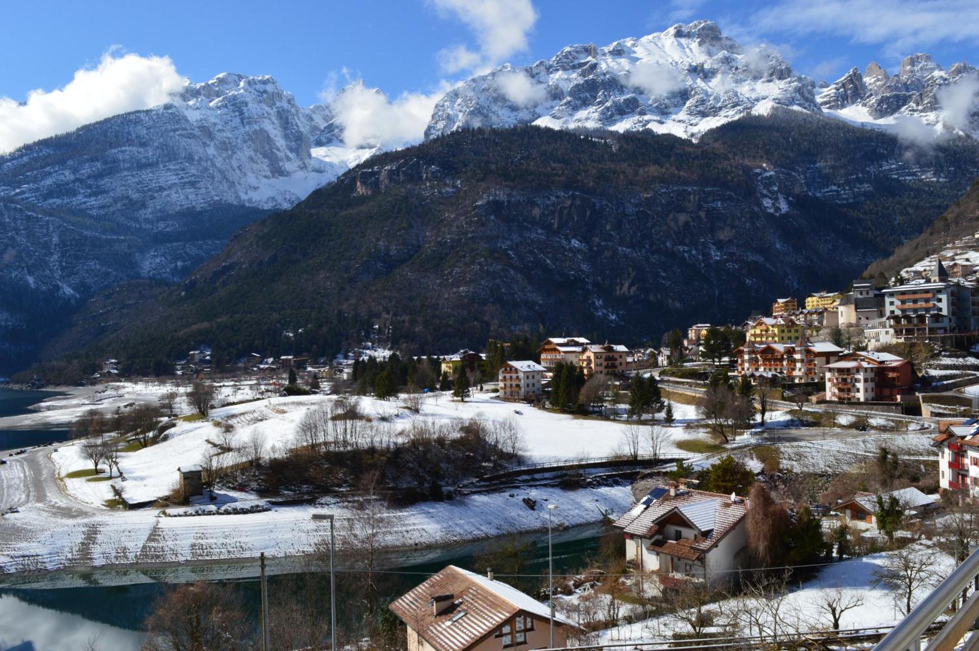 Hotel Fontanella Molveno Exteriör bild